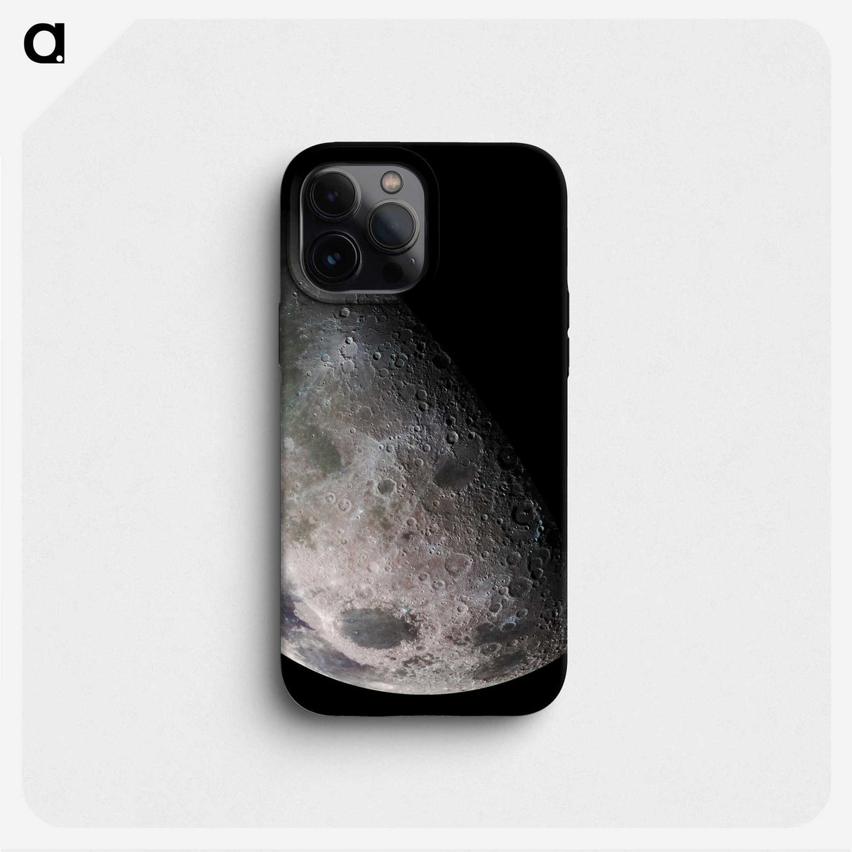 1-10_The-Moon_phone