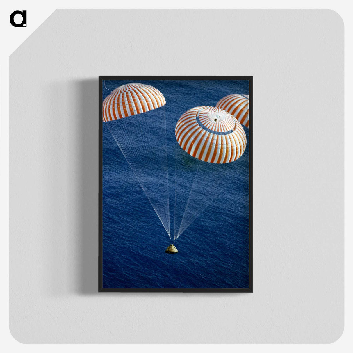 1-16_Apollo-Moon-Landing_blk-crop