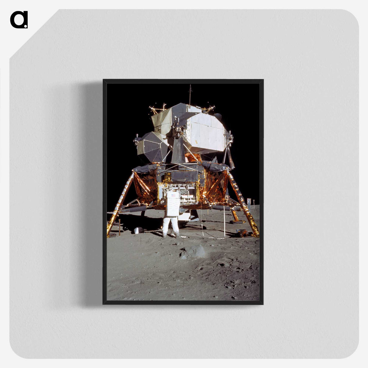 1-19_Apollo-Moon-Landing_blk-crop