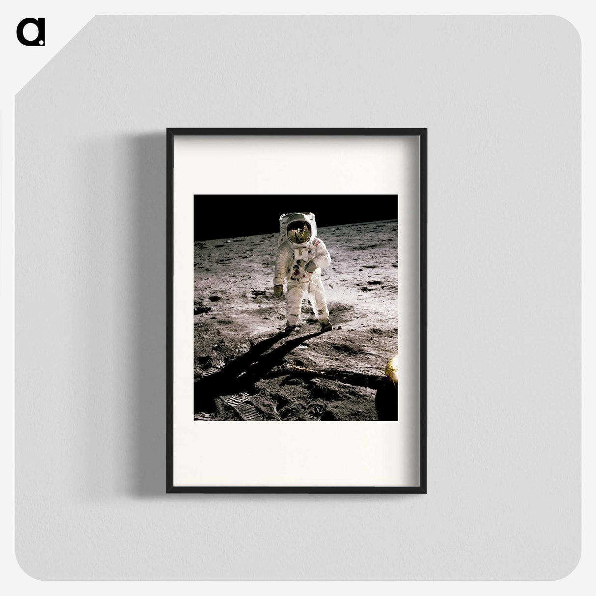 1-1_Apollo-Moon-Landing_blk