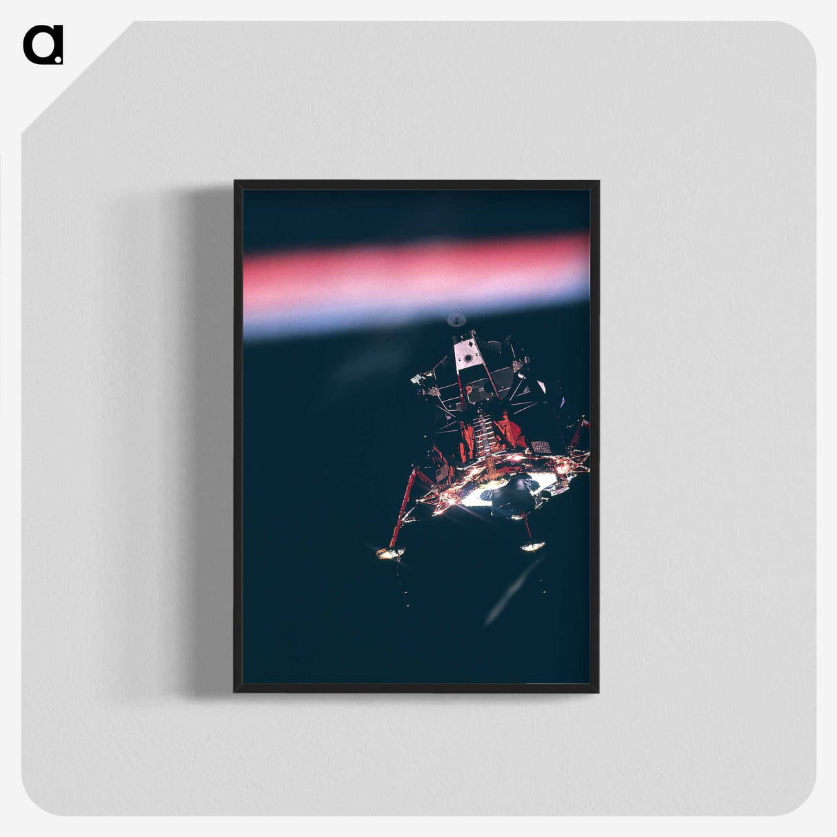 1-20_Apollo-Moon-Landing_blk-crop
