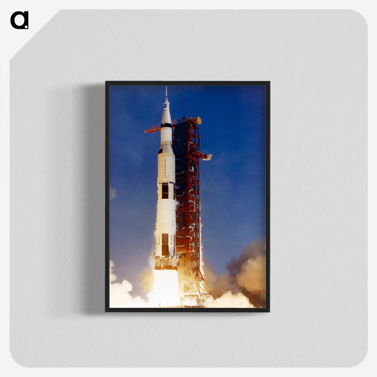 1-24_Apollo-Moon-Landing_blk-crop