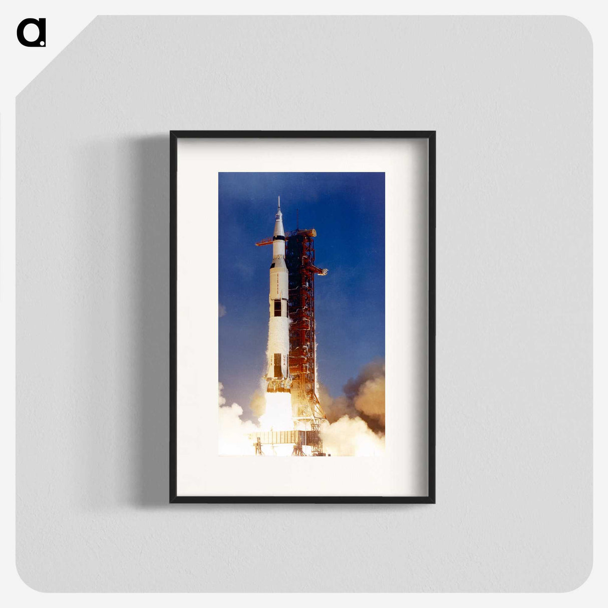 1-24_Apollo-Moon-Landing_blk