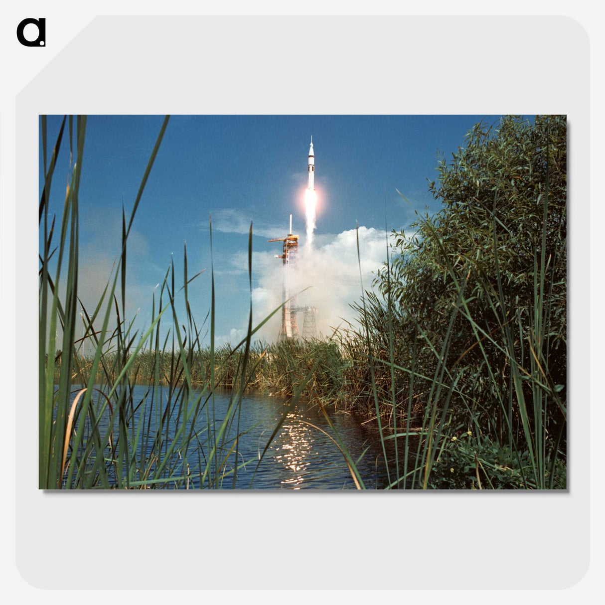 1-25_Apollo-Moon-Landing_picture-crop