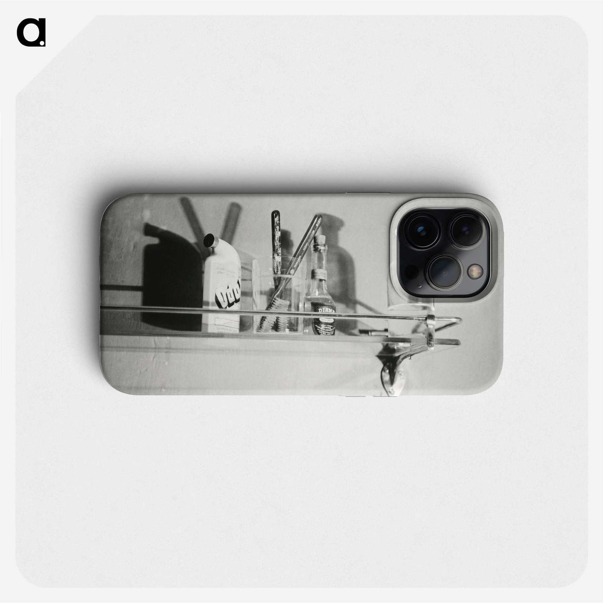 1-27_Milos-Dohnany_phone