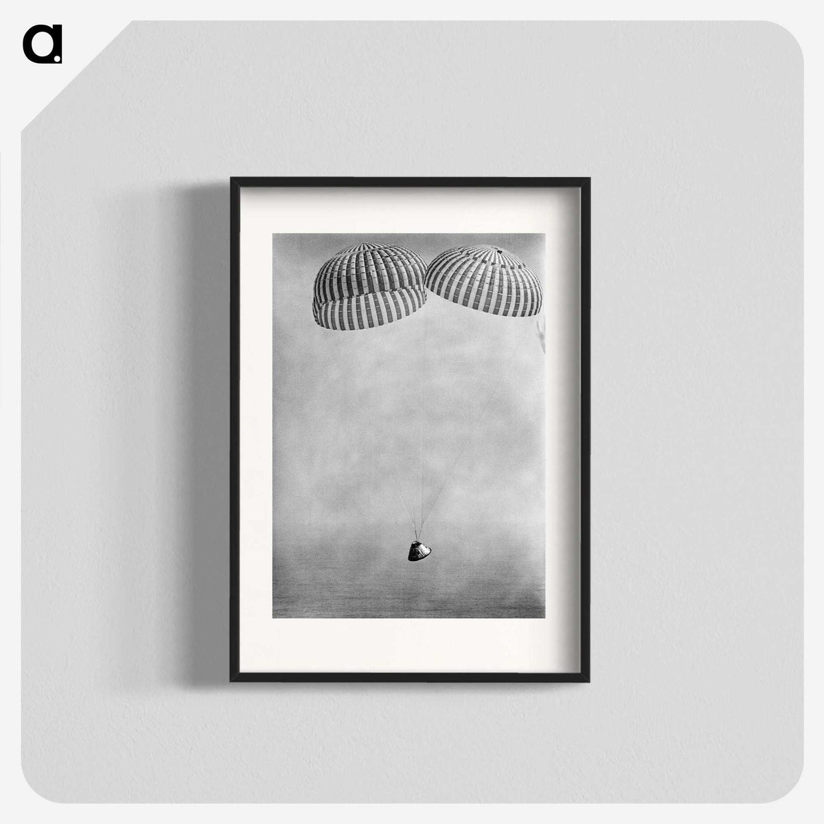 1-29_Apollo-Moon-Landing_blk
