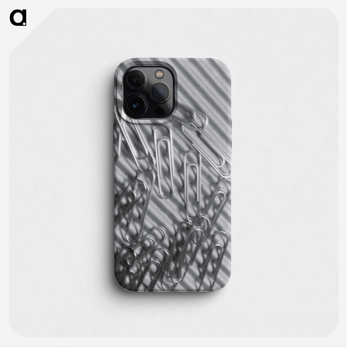 1-3_Milos-Dohnany_phone