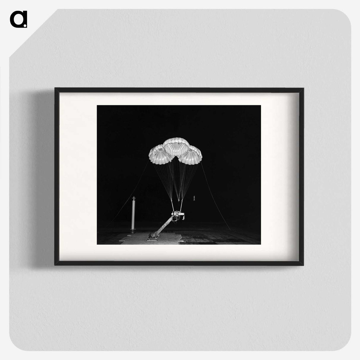 1-40_Apollo-Moon-Landing_blk