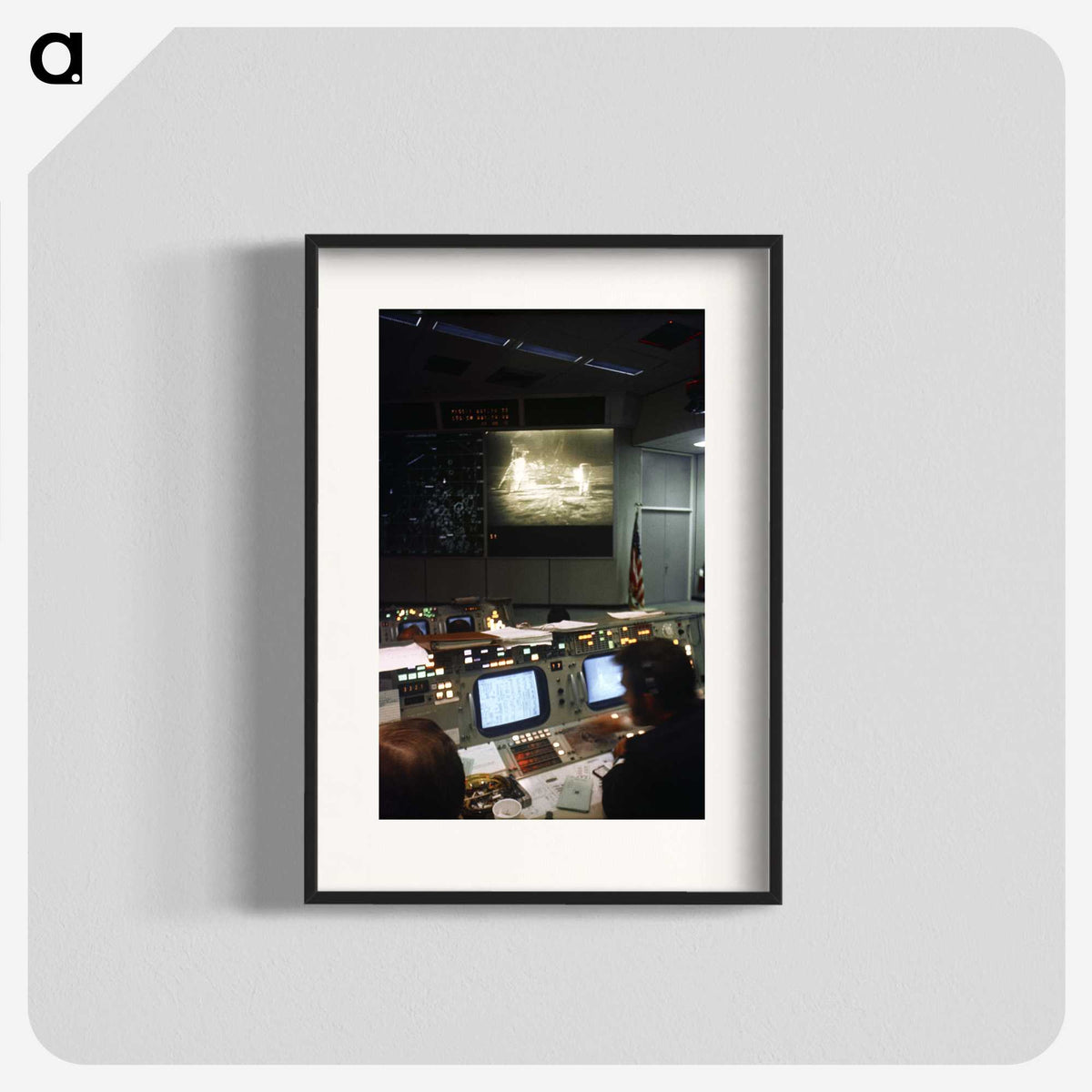 1-41_Apollo-Moon-Landing_blk