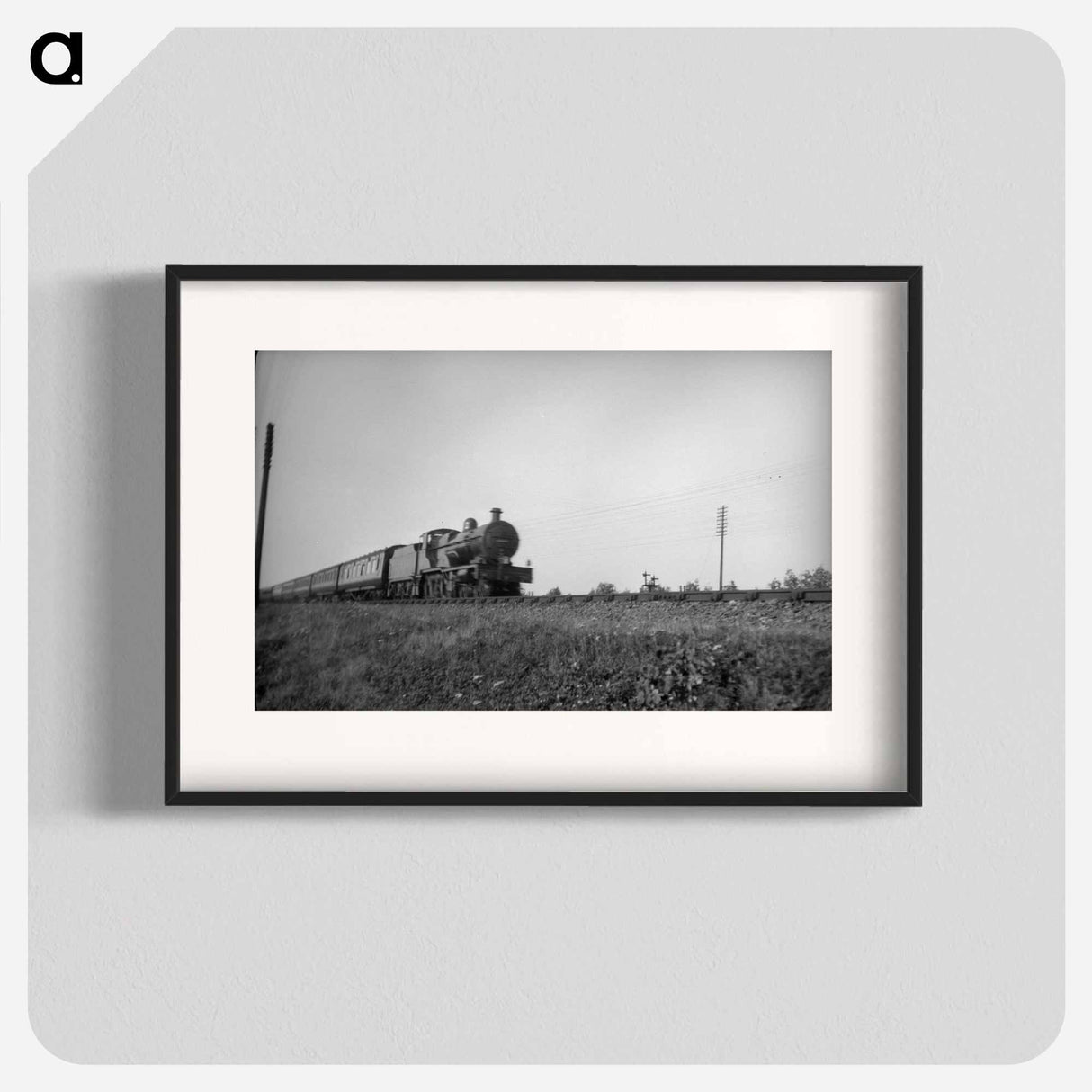 Train on the tracks, Hendon, London - エリック リー ジョンソン Poster.