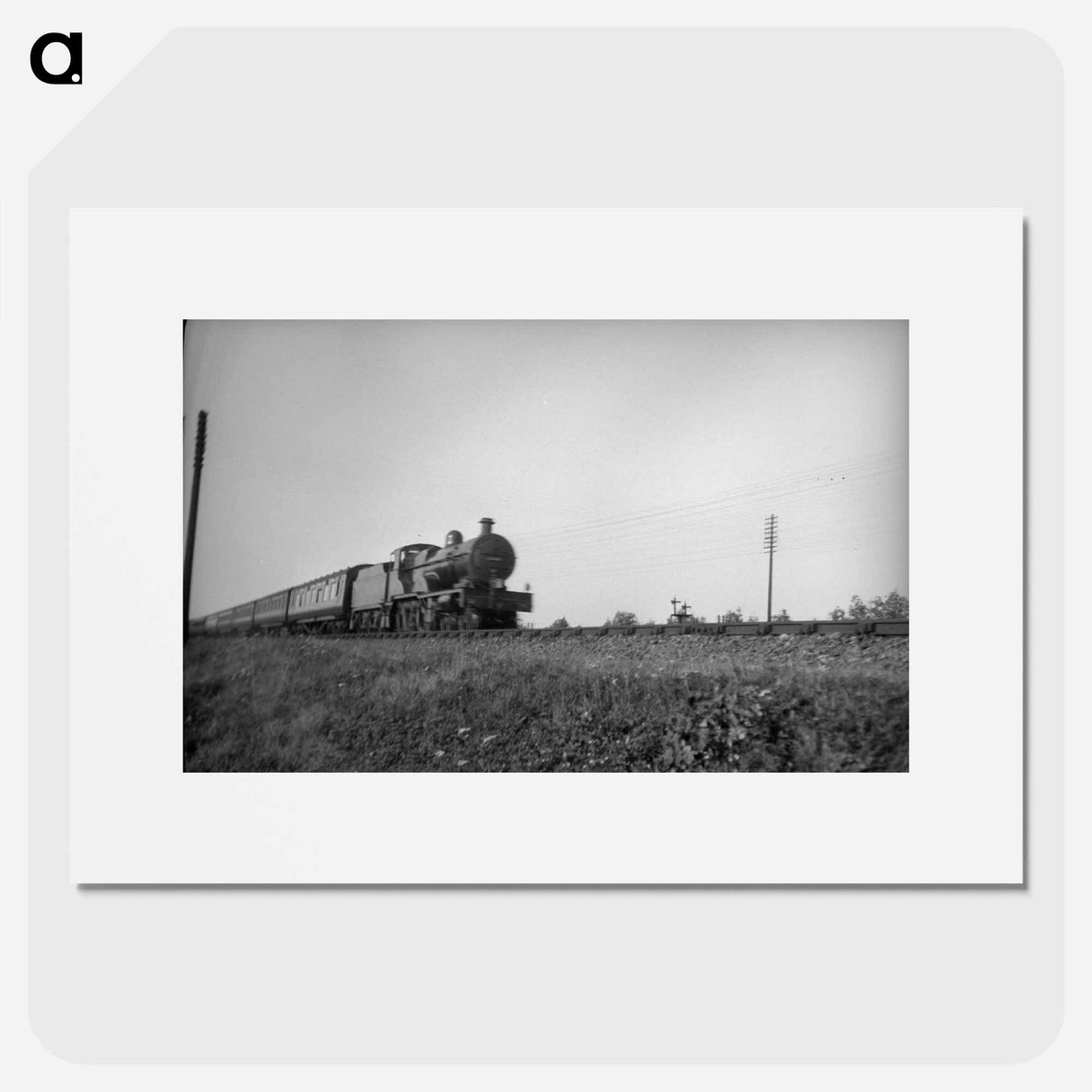 Train on the tracks, Hendon, London - エリック リー ジョンソン Poster.