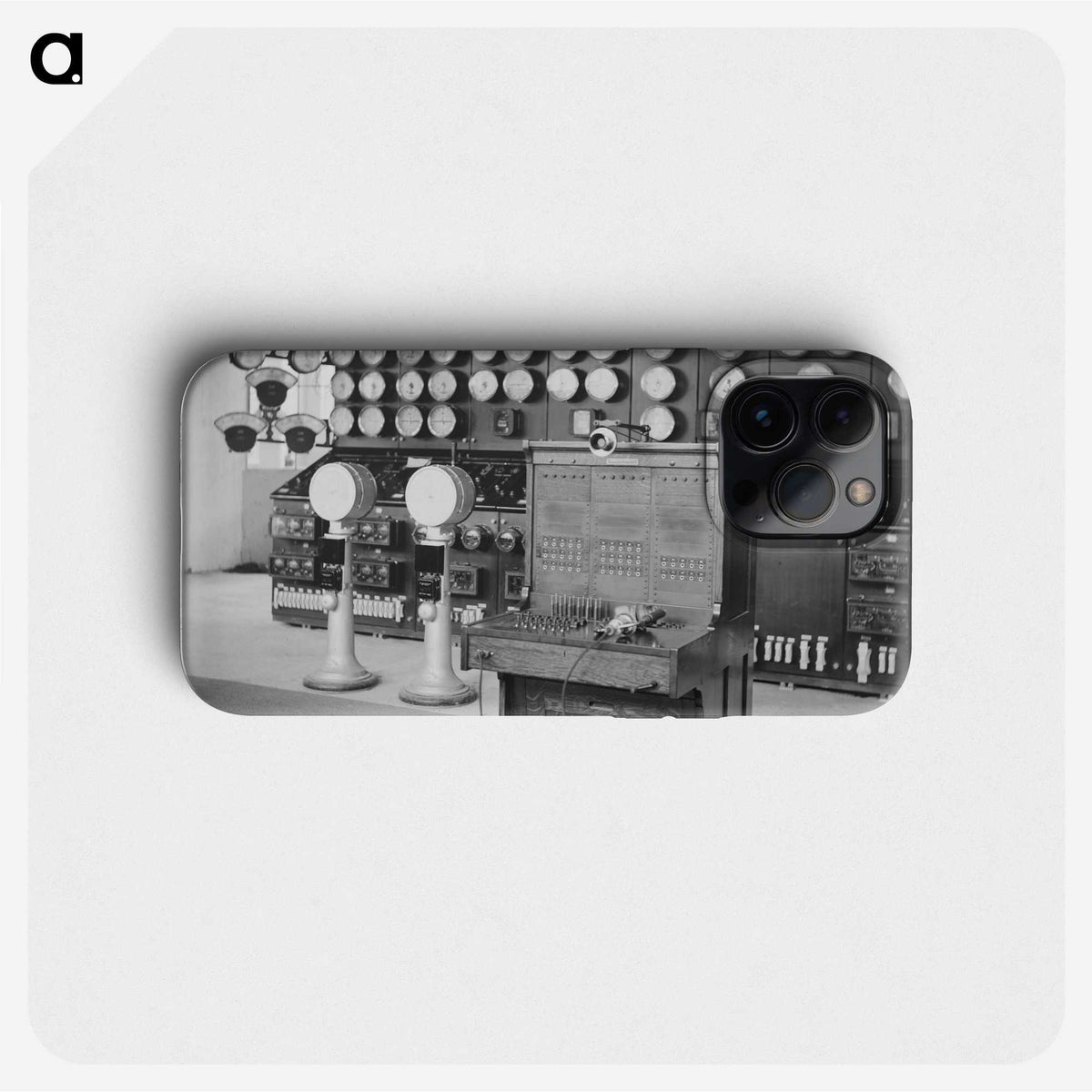 1-46_Leslie-Adkin_phone