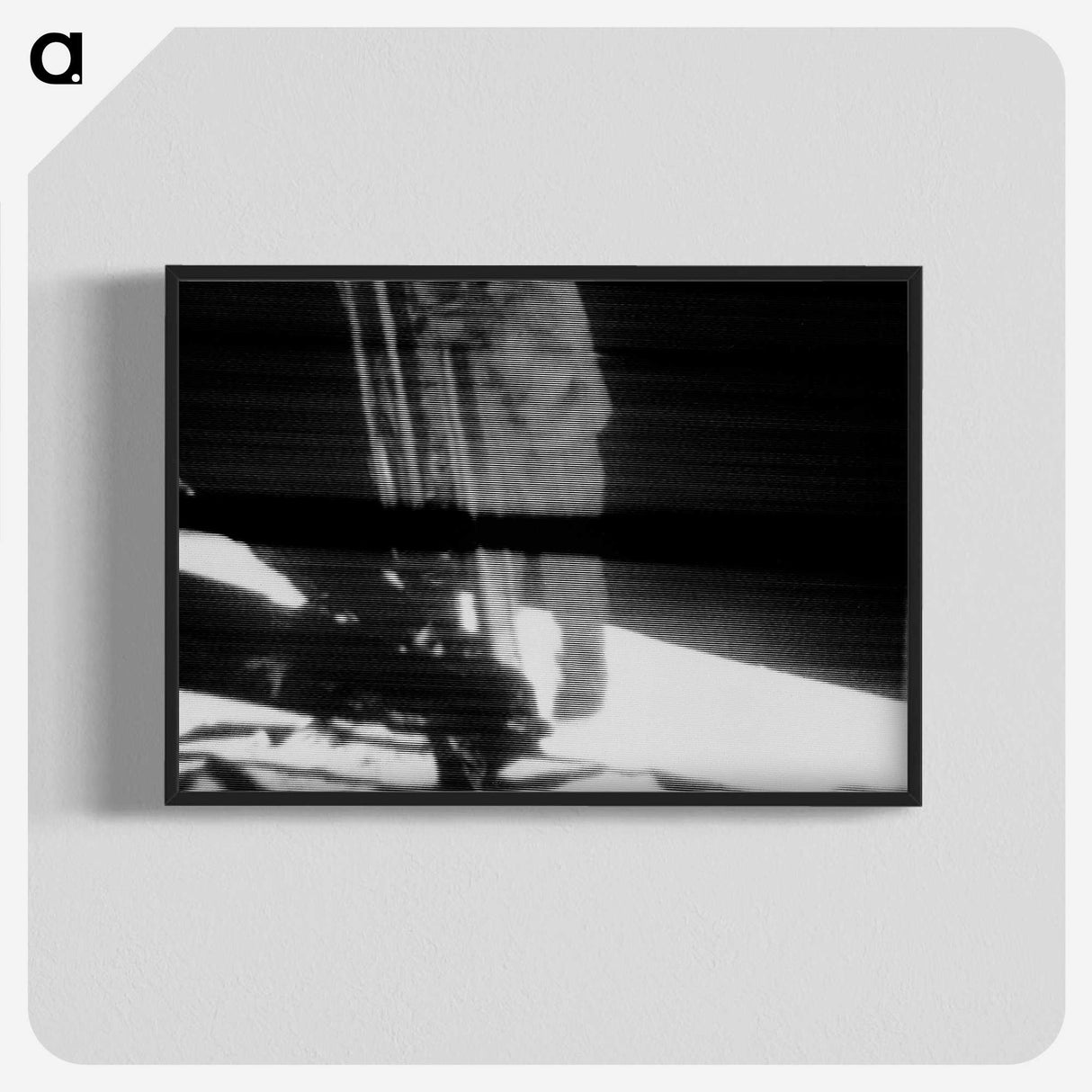 1-49_Apollo-Moon-Landing_blk-crop
