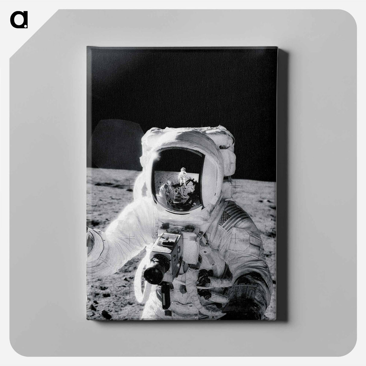 アートパネル-Astronaut Alan Bean holds Special Environmental Sample Container - アポロ月面着陸 Canvas.