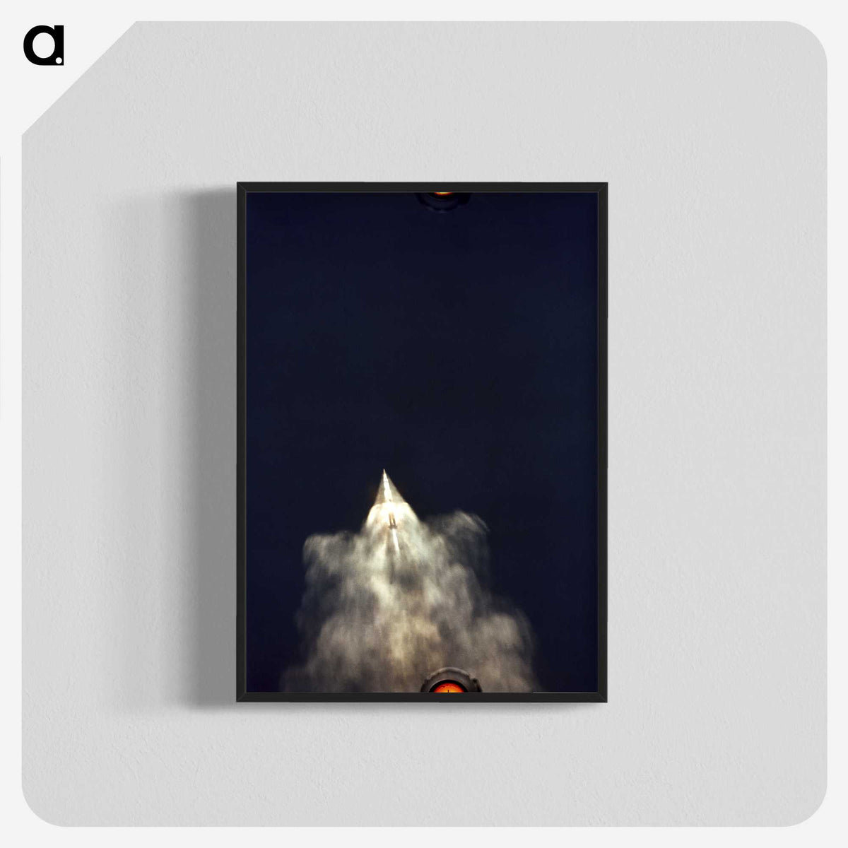 1-51_Apollo-Moon-Landing_blk-crop