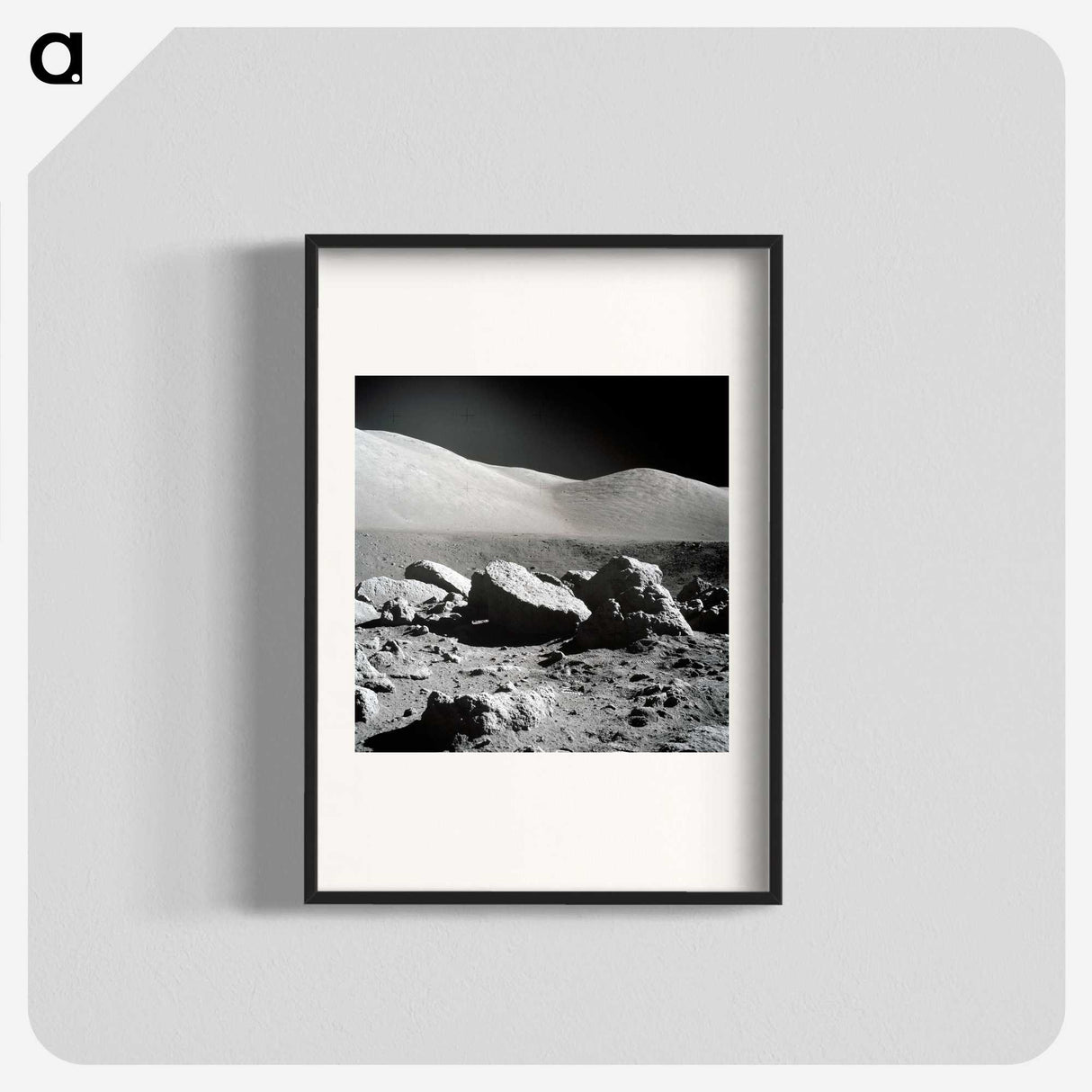 1-5_The-Moon_blk