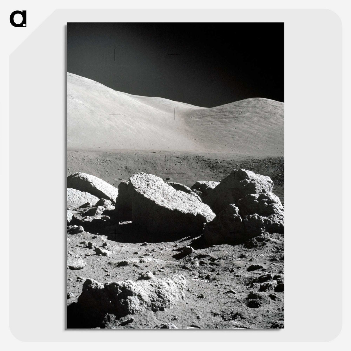 1-5_The-Moon_picture-crop