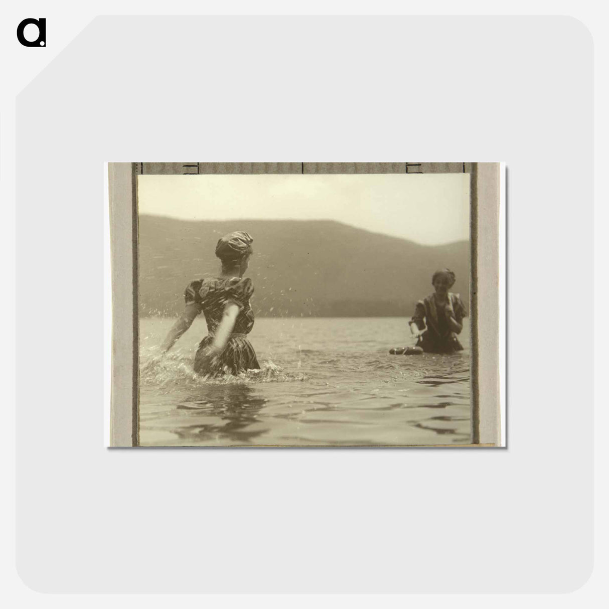 アートポストカード-Emmy and Selma, Lake George - アルフレッド スティーグリッツ Postcard.