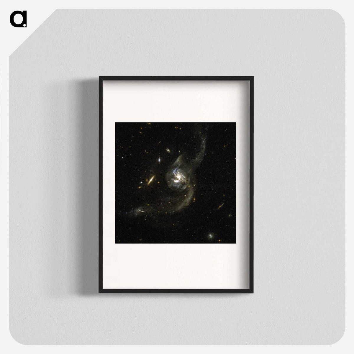 1-64_Hubble-Images_blk