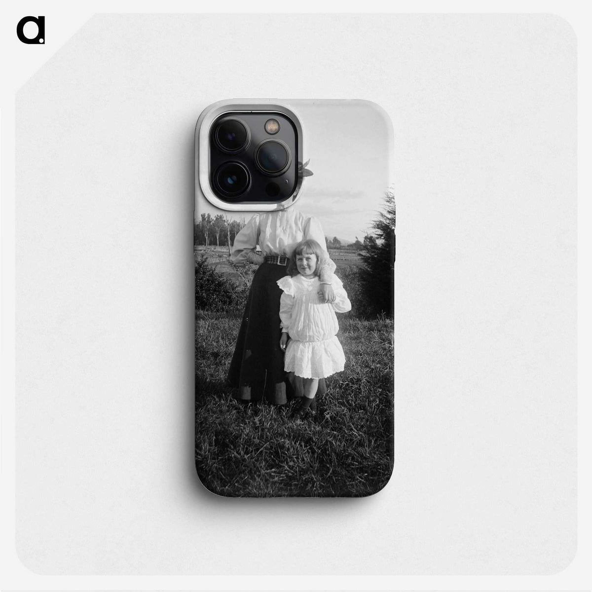1-64_Leslie-Adkin_phone