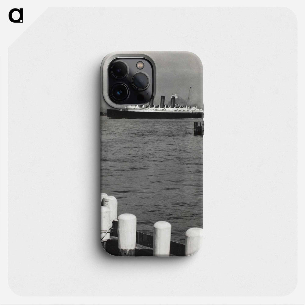 Outward Bound, The Mauretania - アルフレッド スティーグリッツ Phone Case.