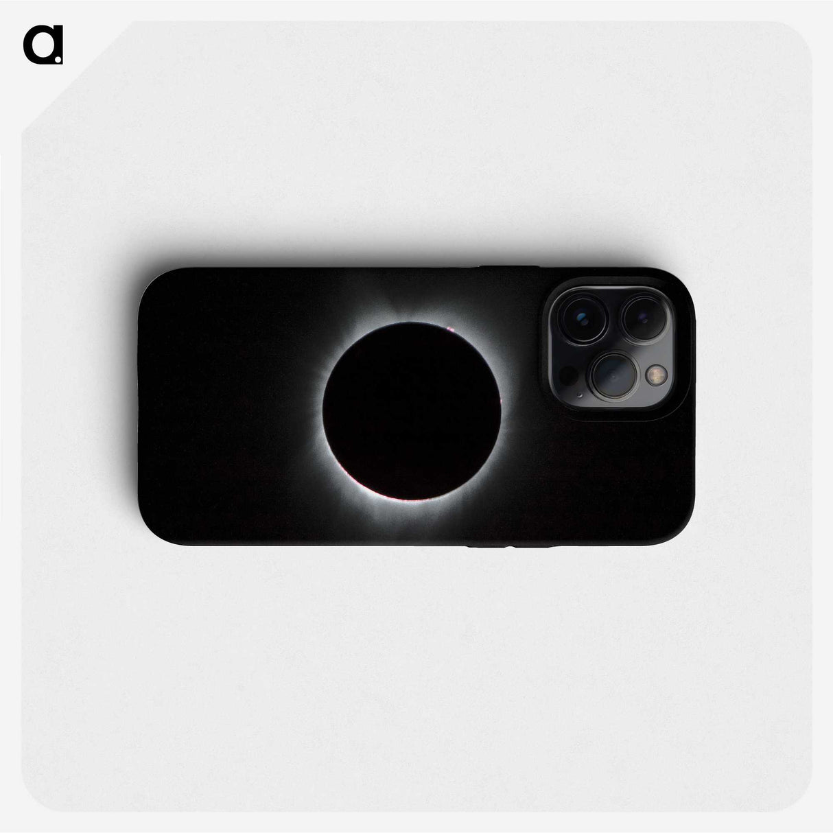 1-7_The-Moon_phone
