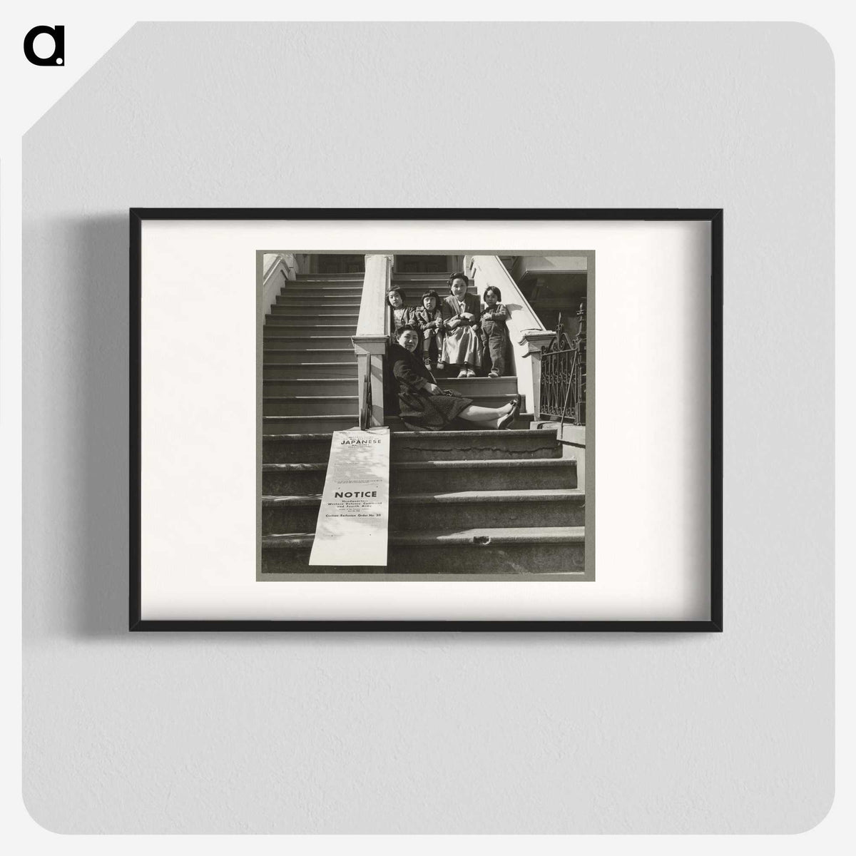 1-82_Dorothea-Lange_blk