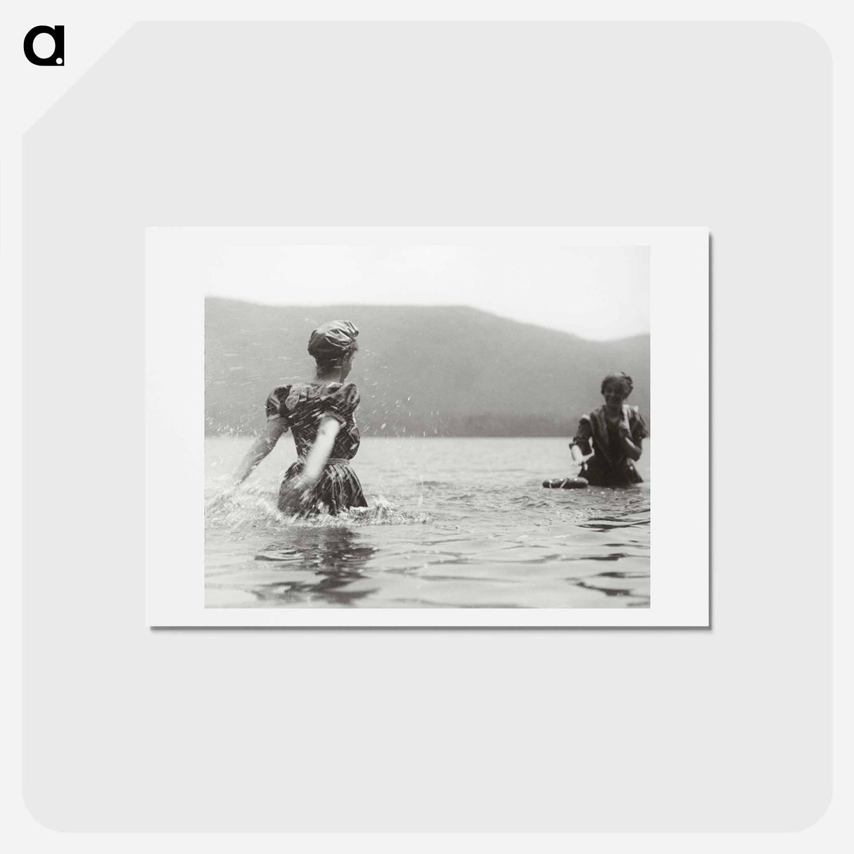 アートポストカード-Emmy and Selma, Lake George - アルフレッド スティーグリッツ Postcard.