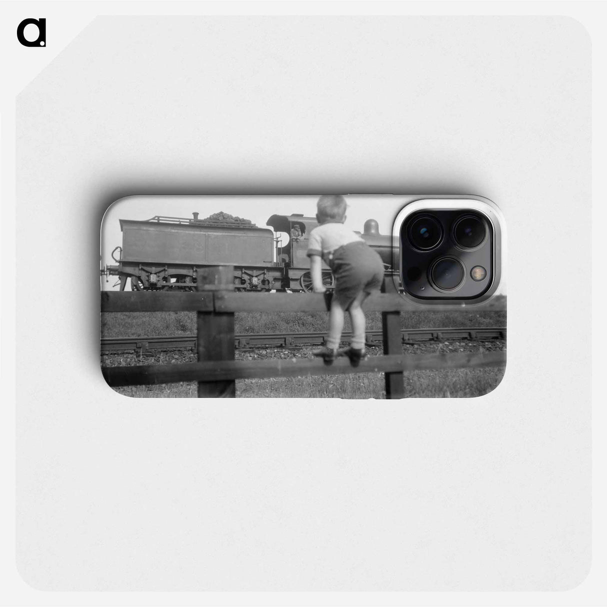 Michael Johnson as seen watching train, London - エリック リー ジョンソン Phone Case.