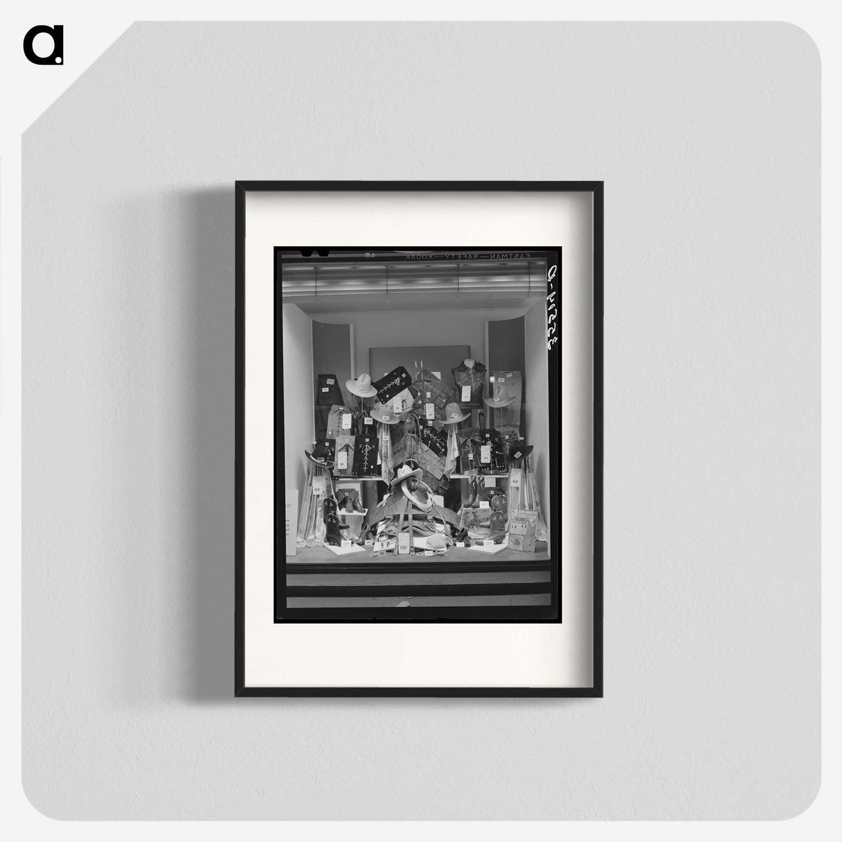 1-92_Russell-Lee_blk