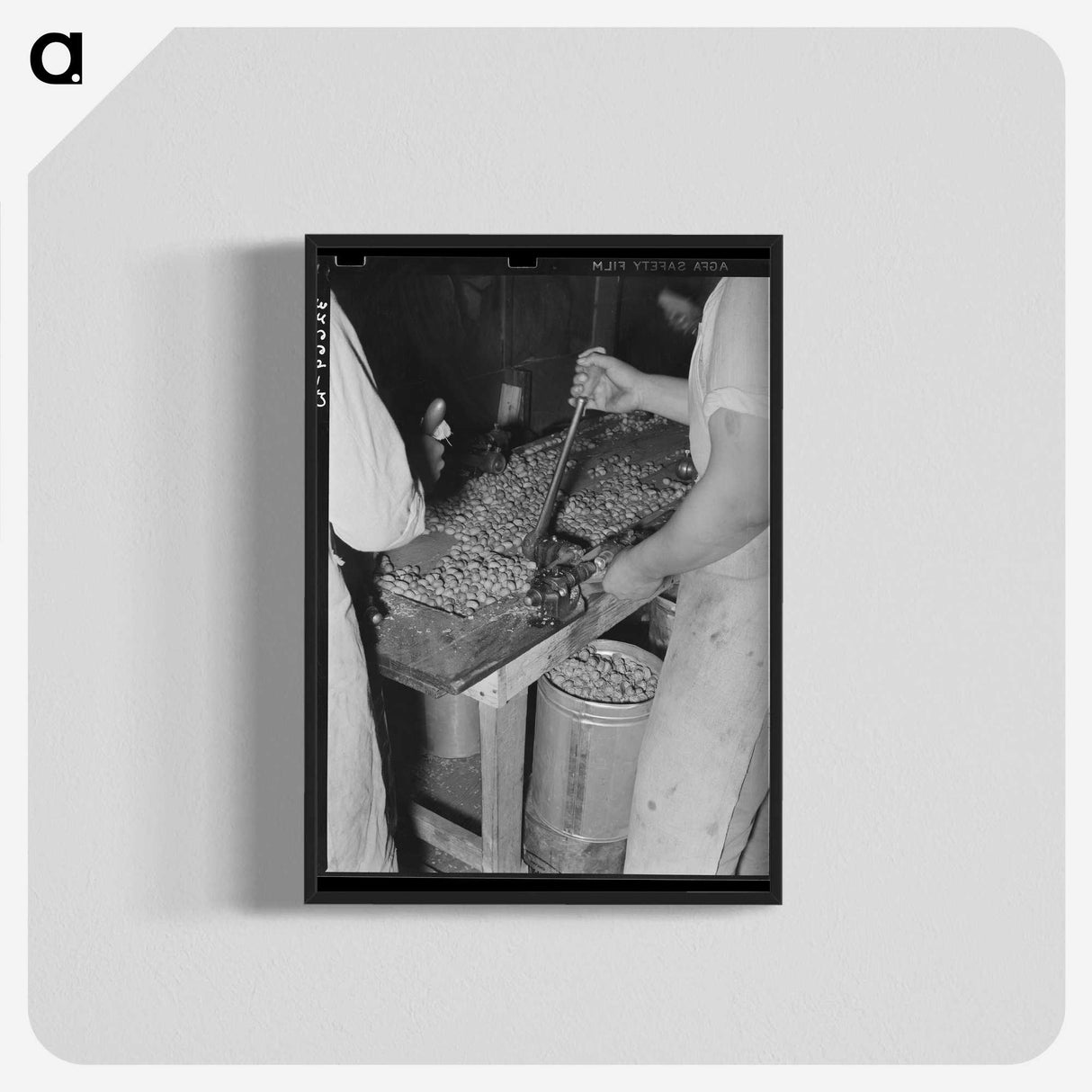1-98_Russell-Lee_blk-crop