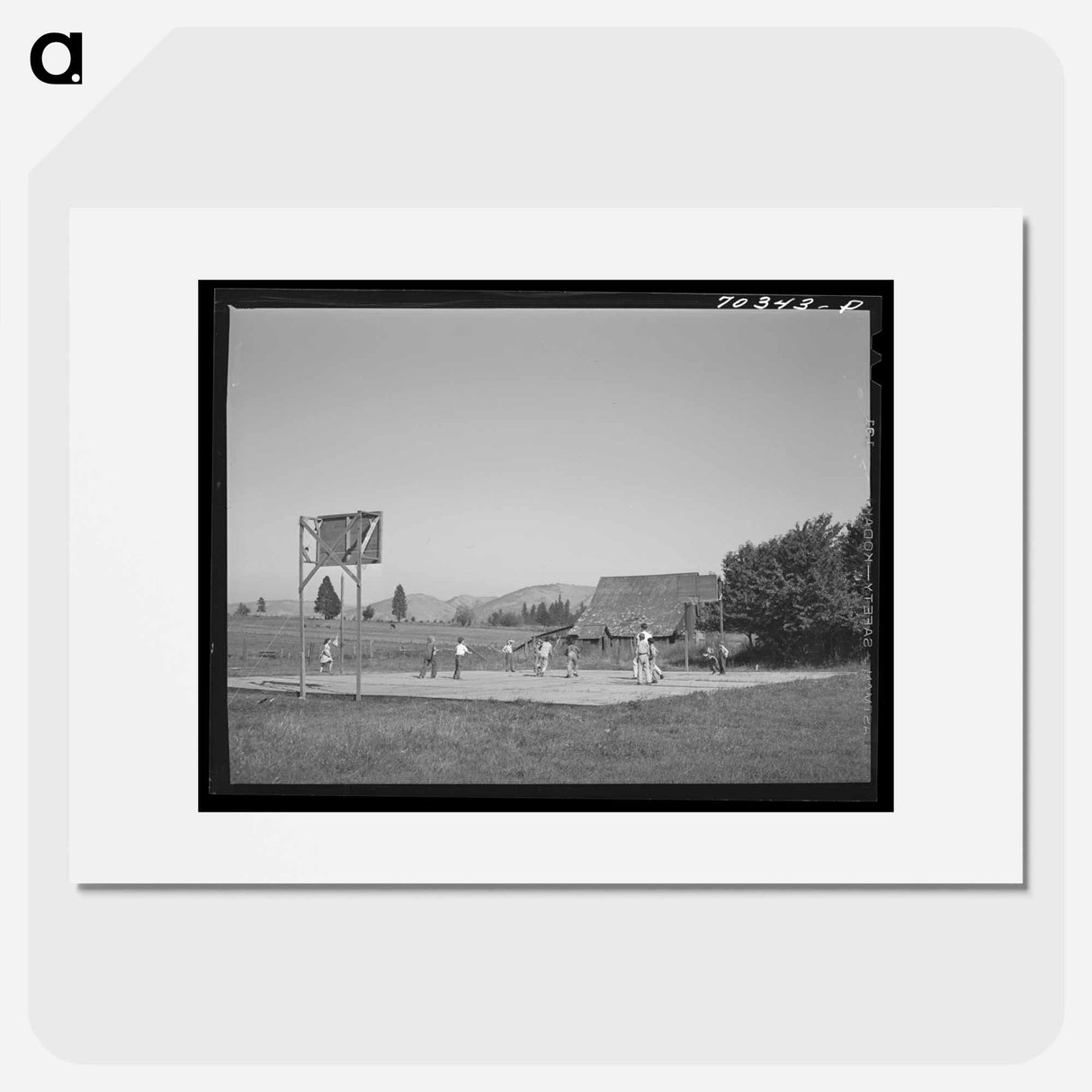 アートポスター-Basketball at the Migrant Camp
- ラッセル リー Poster.