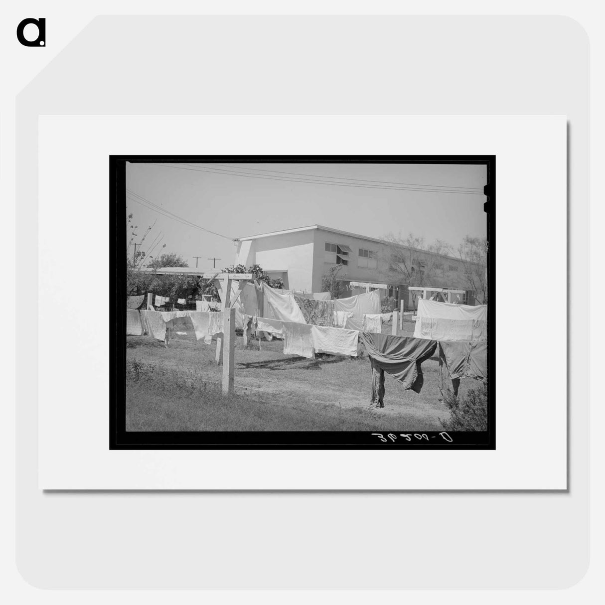 アートポスター-Arizona Apartment Backyard
- ラッセル リー Poster.