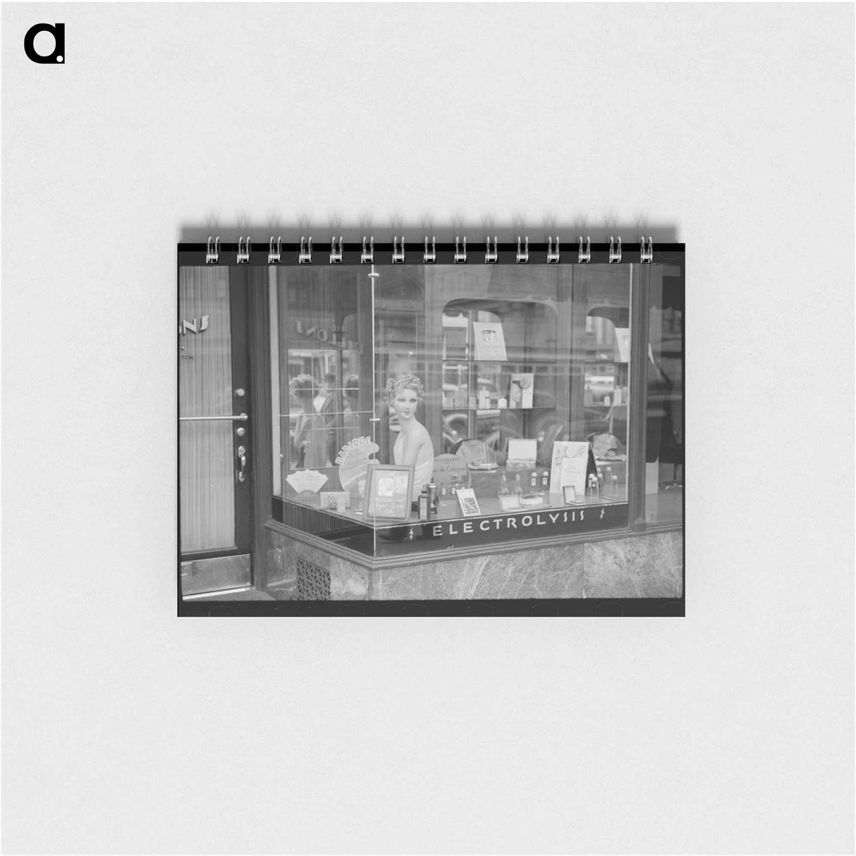 アートメモ帳-Connecticut Avenue Store Window
- ラッセル リー Memo.