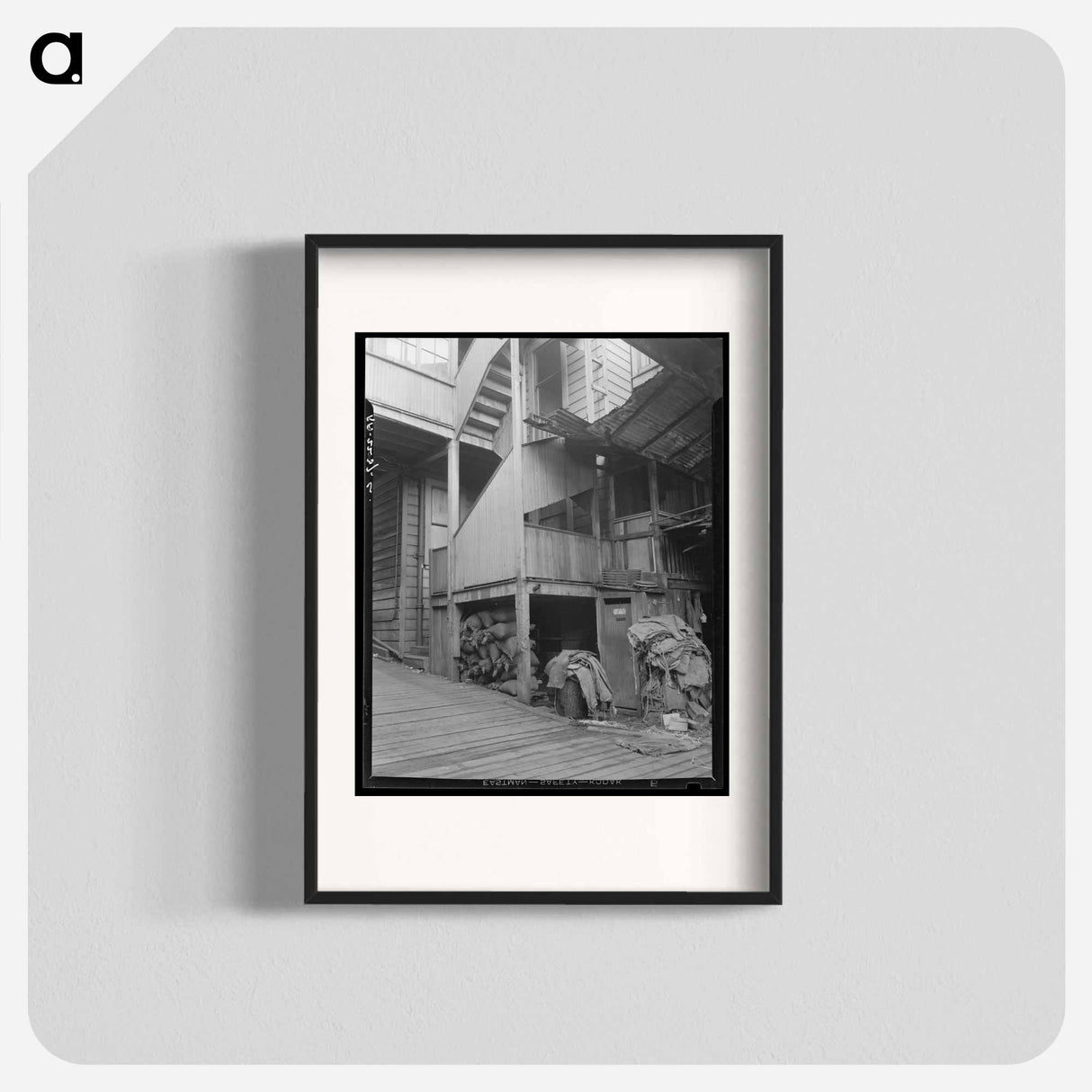 アートポスター-Backyard. North Beach District (Italians). San Francisco, California. - ドロテア ラング Poster.