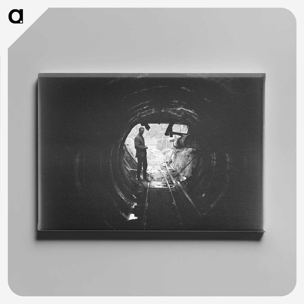 2-1_Leslie-Adkin_canvas