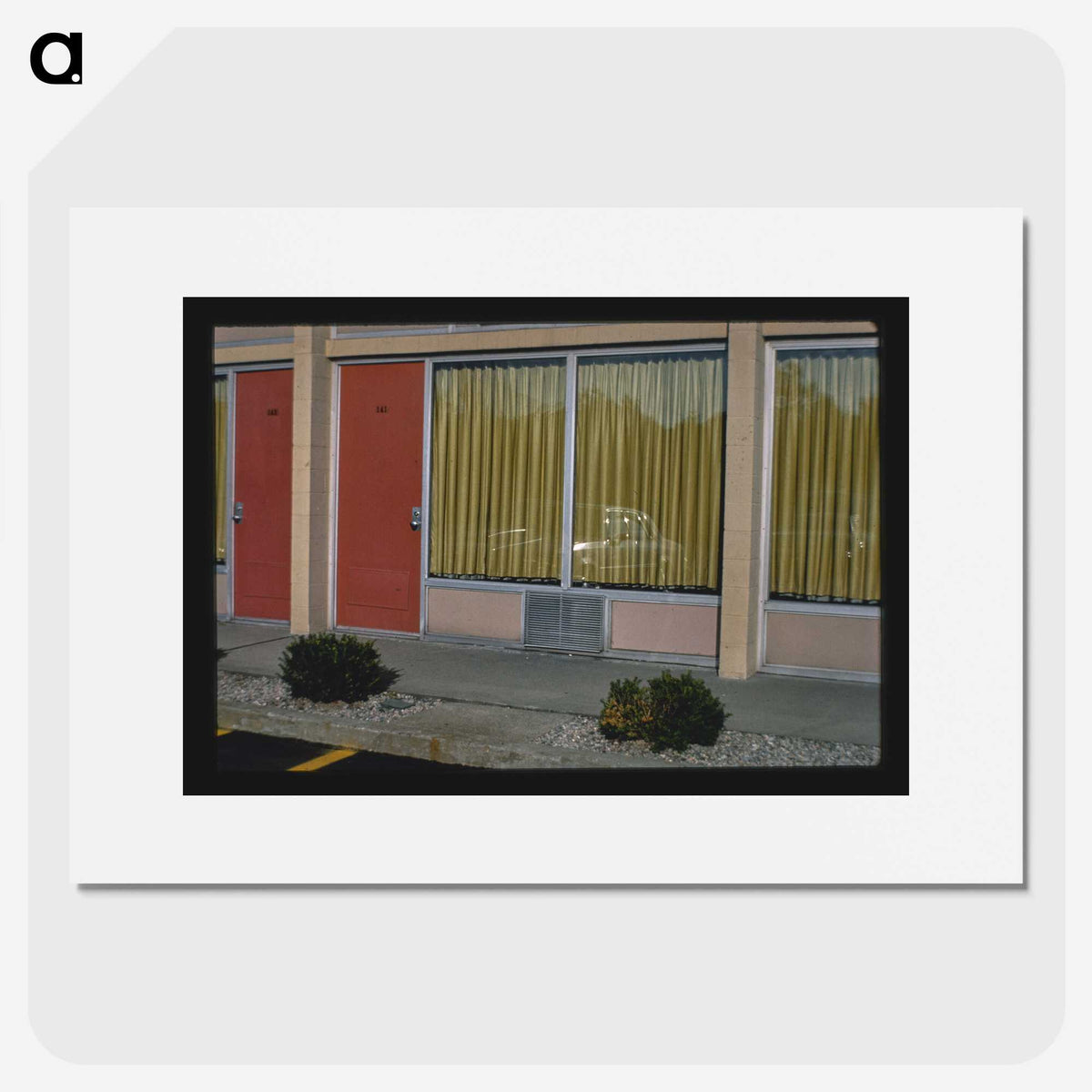 2-30_John-Margolies_picture