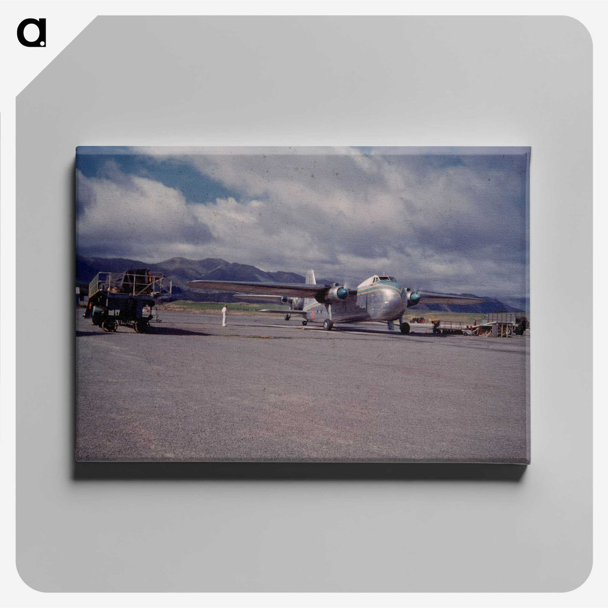 2-30_Leslie-Adkin_canvas