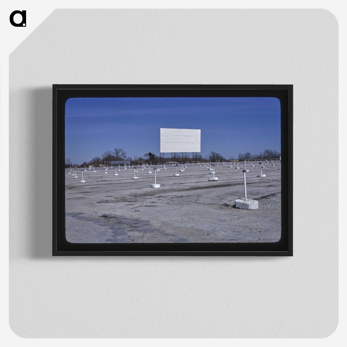 2-32_John-Margolies_blk-crop