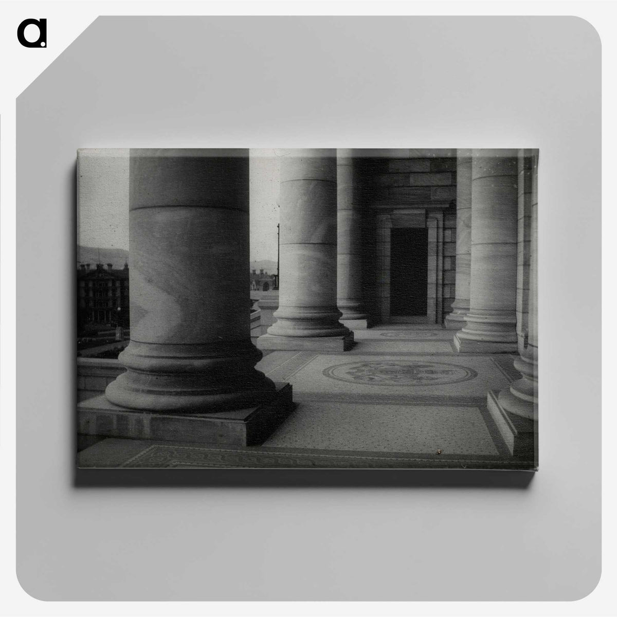 2-33_Leslie-Adkin_canvas