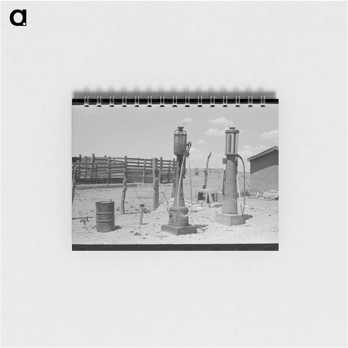 アートメモ帳-Gasoline Pumps on Cattle Ranch
- ラッセル リー Memo.