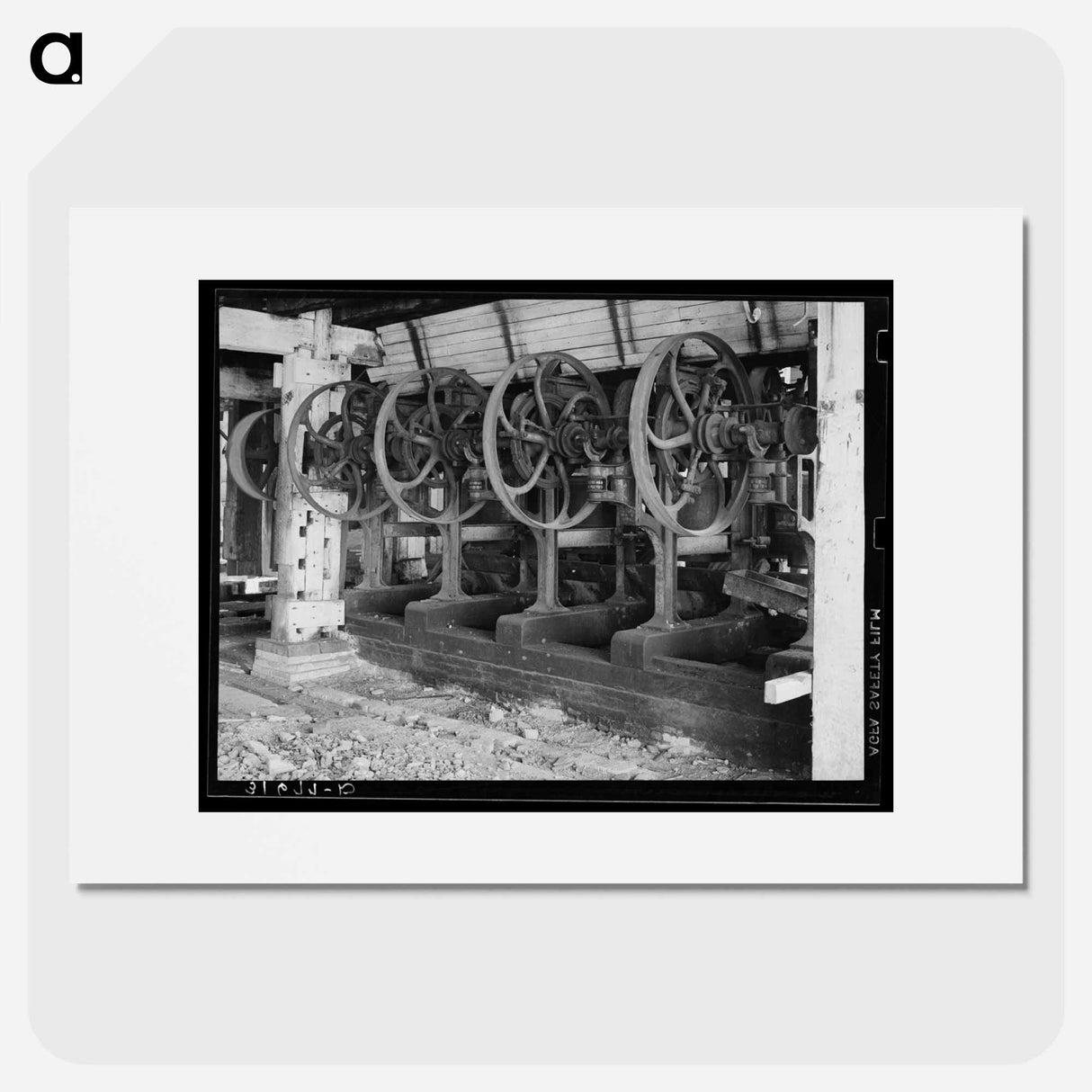アートポスター-Abandoned Sugar Mill Machinery
- ラッセル リー Poster.