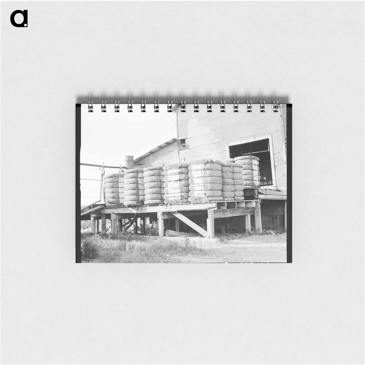 アートメモ帳-Bales of cotton on gin platform - ドロテア ラング Memo.