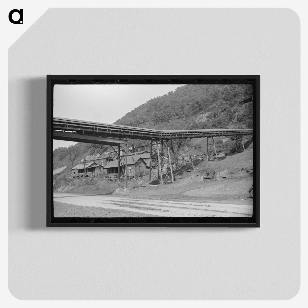 3-29_Marion-Post-Wolcott_blk-crop