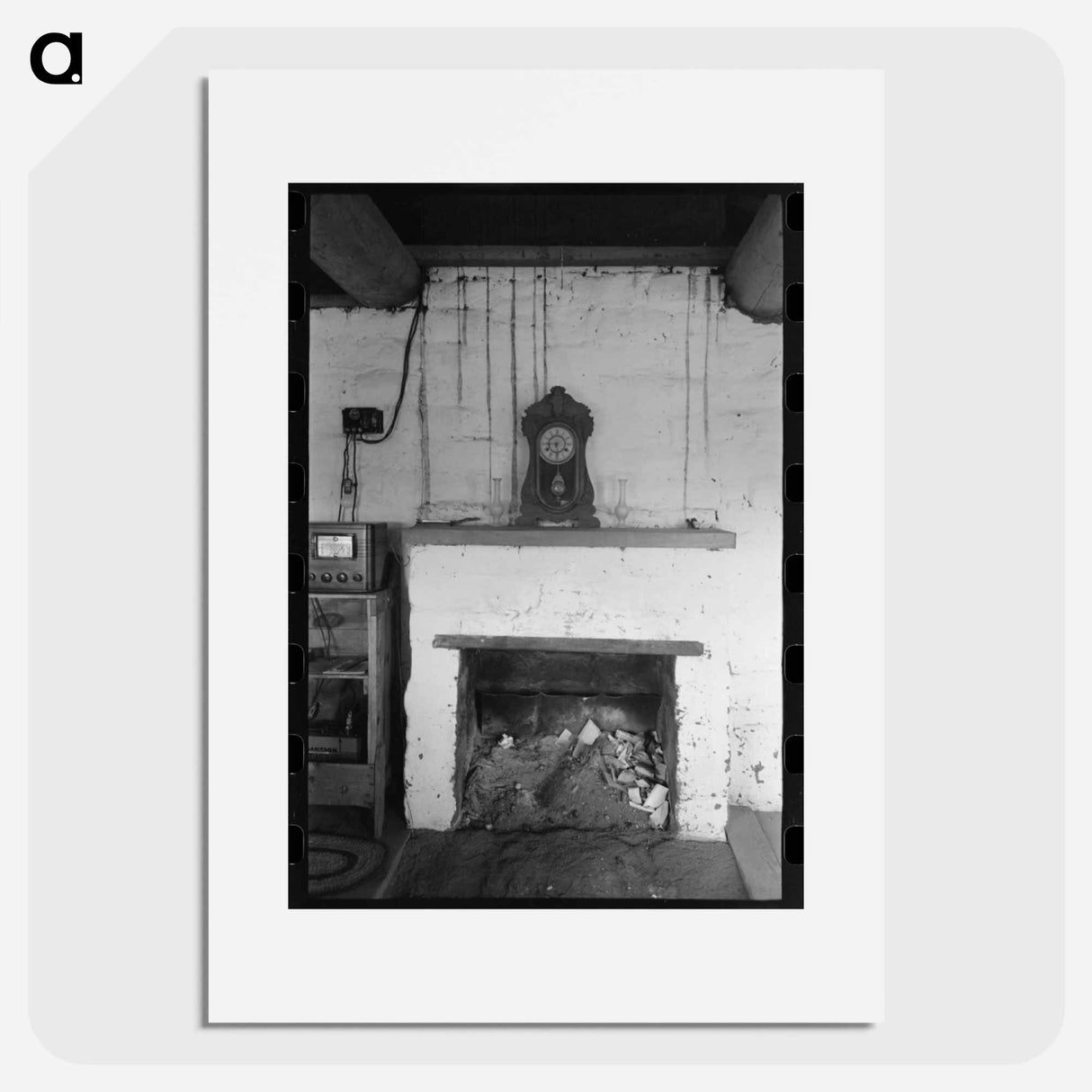 アートポスター-Adobe Fireplace, Pie Town
- ラッセル リー Poster.
