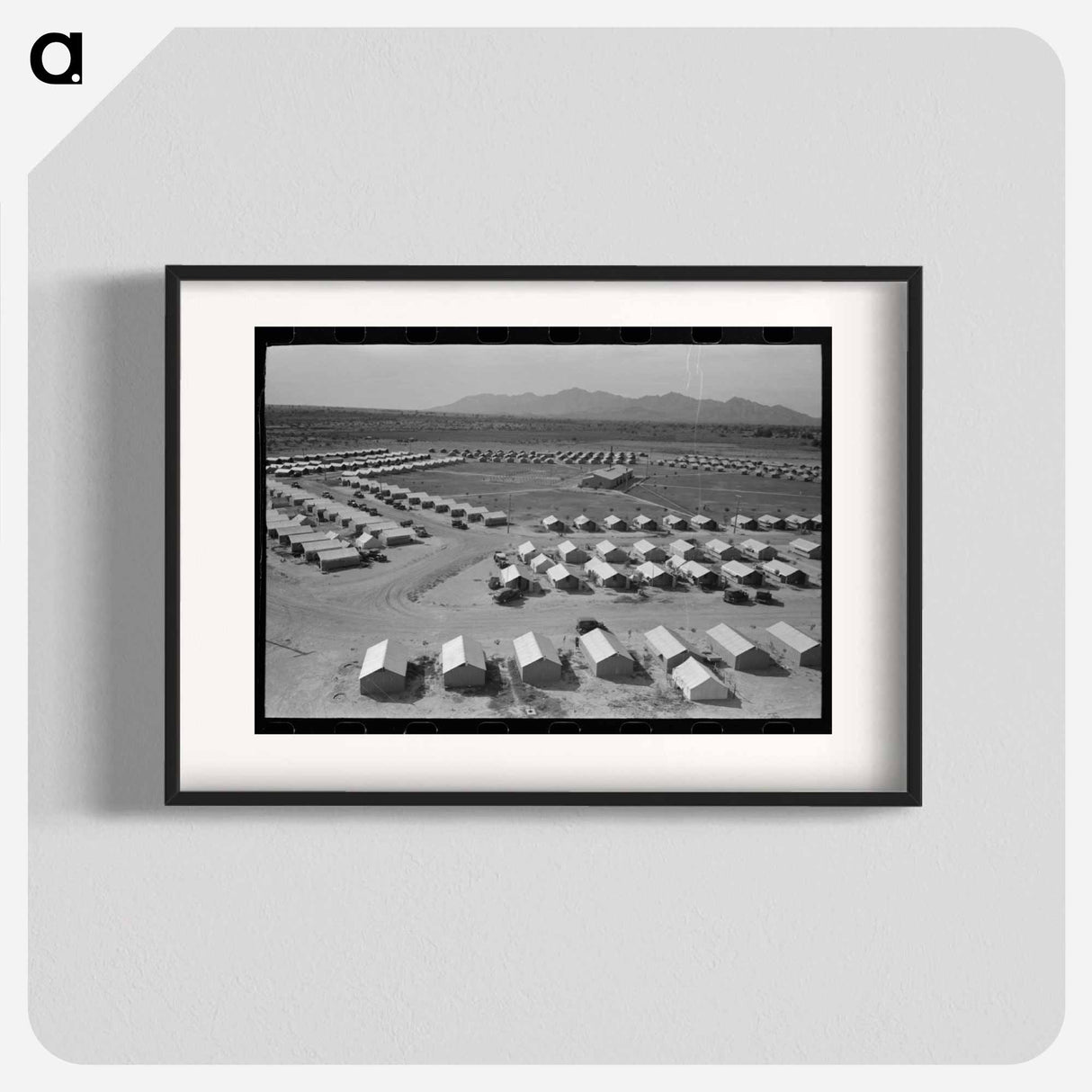 アートポスター-Agua Fria Migratory Labor Camp View
- ラッセル リー Poster.