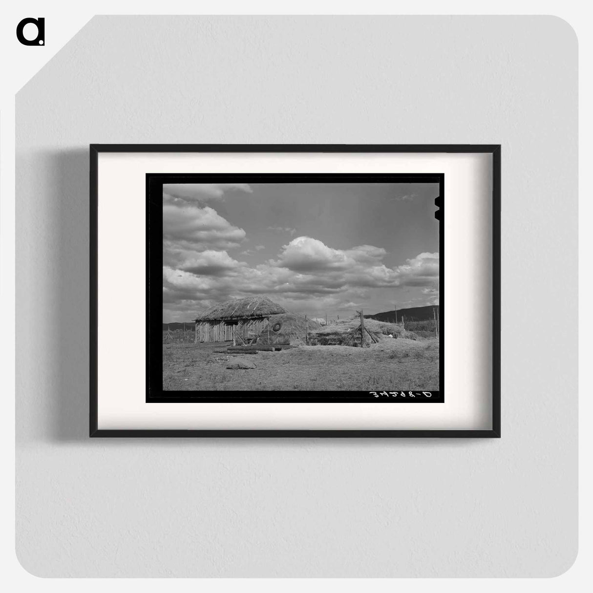 アートポスター-Barn and Haystacks Near Taos
- ラッセル リー Poster.