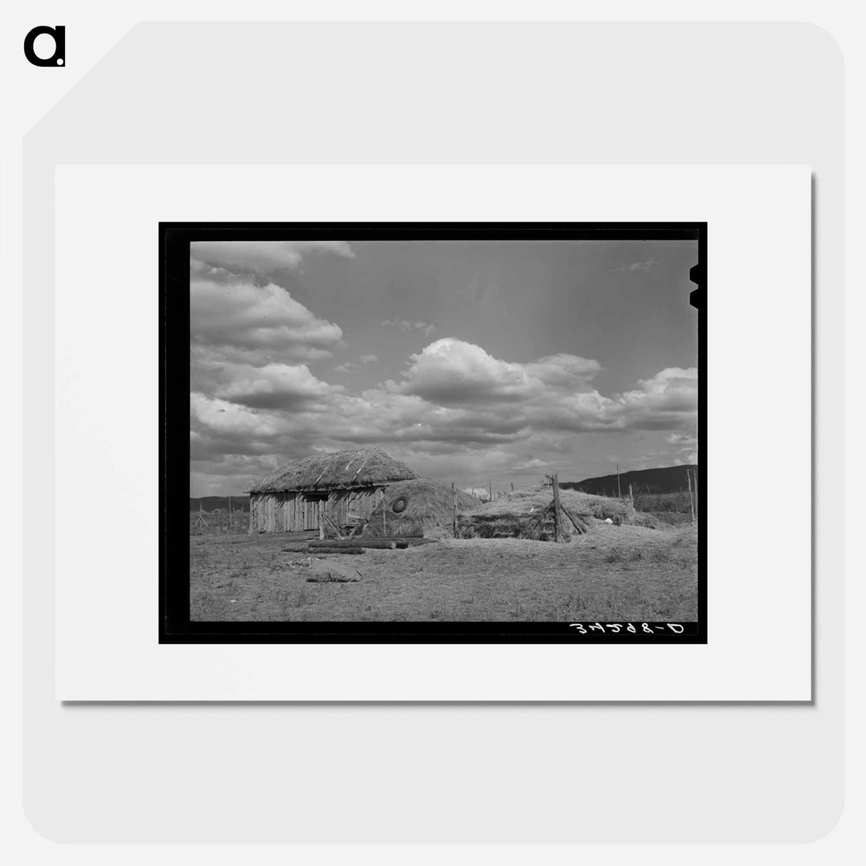 アートポスター-Barn and Haystacks Near Taos
- ラッセル リー Poster.
