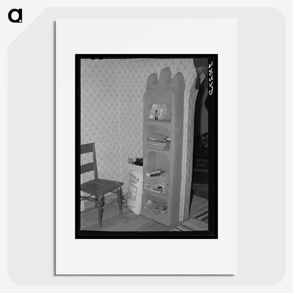 アートポスター-Adobe Cupboard of Chamisal
- ラッセル リー Poster.