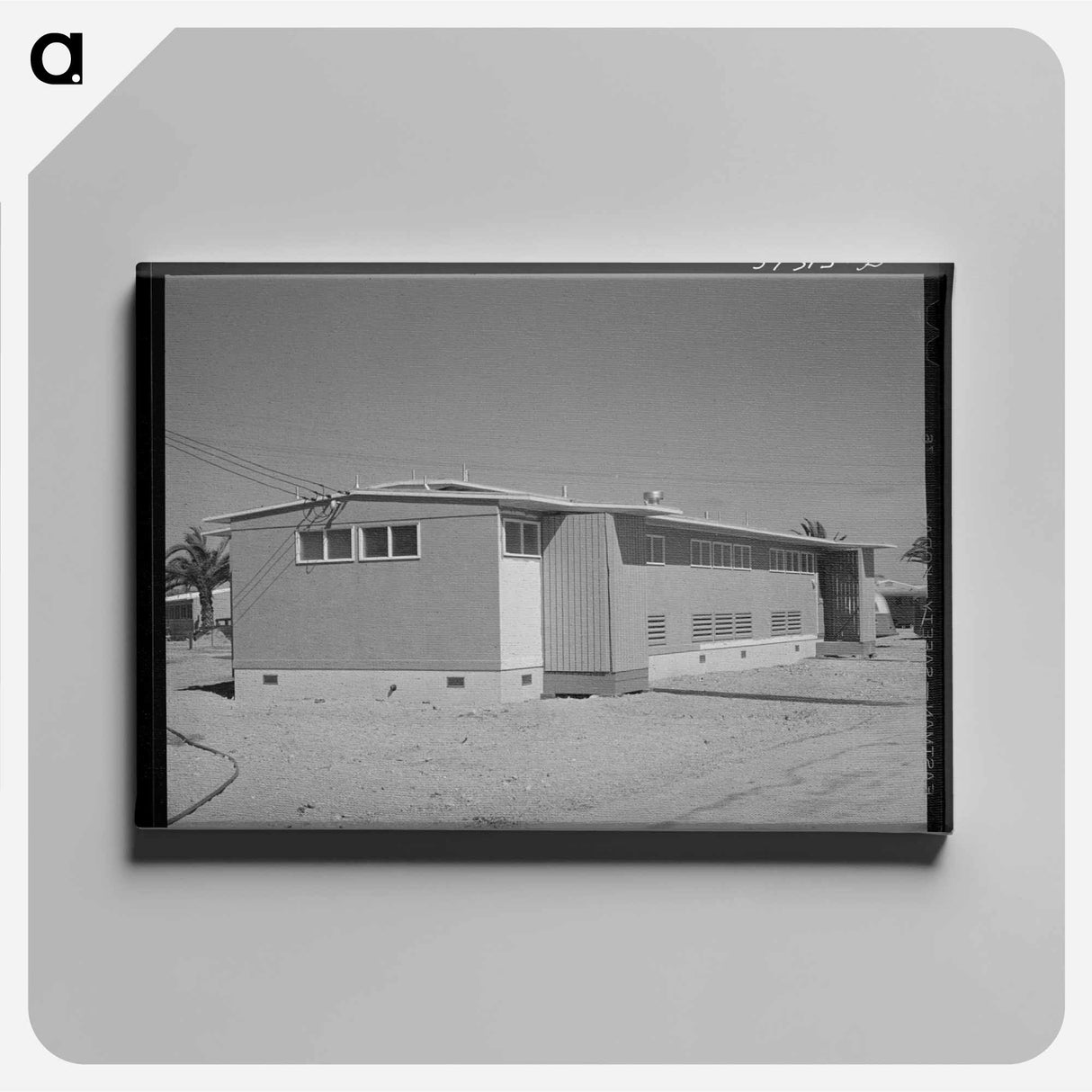 アートパネル-FSA Camp Sanitary Building
- ラッセル リー Canvas.